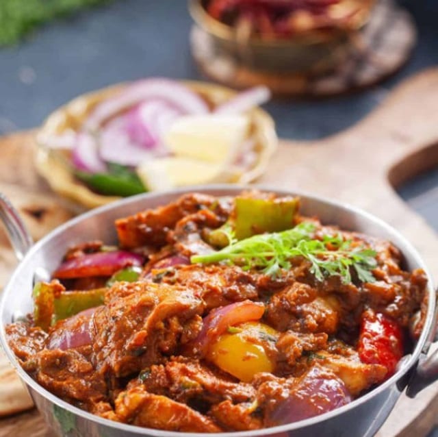 KADHAI CHICKEN.