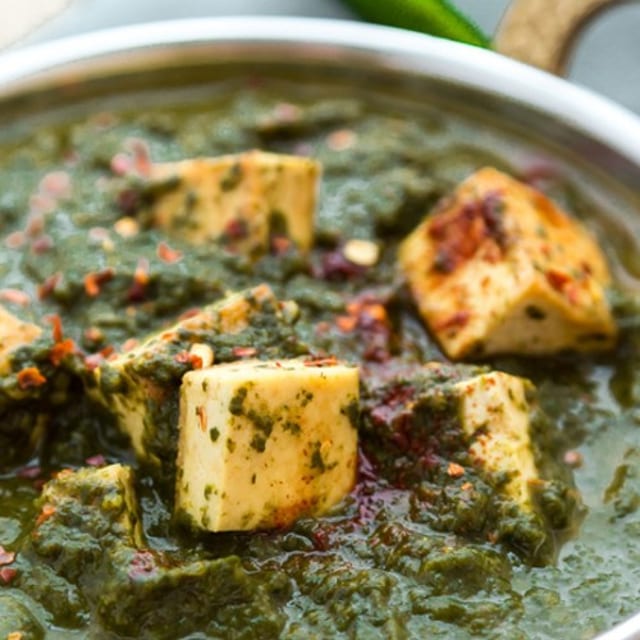 TOFU SAAGWALA.
