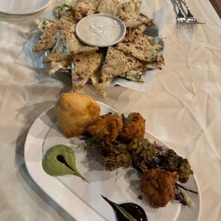 VEGETARIAN APPETIZER PLATTER