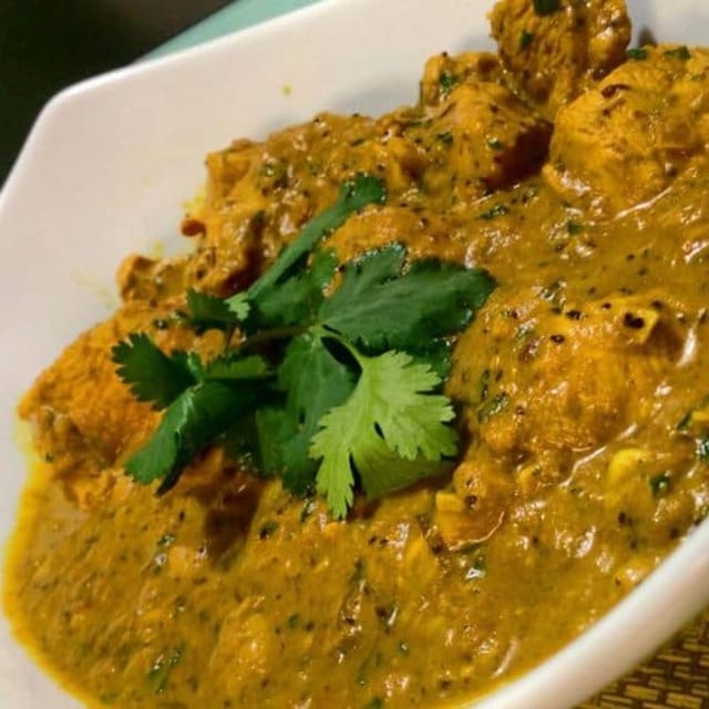 BAZIL LA-JAWAB CHICKEN.