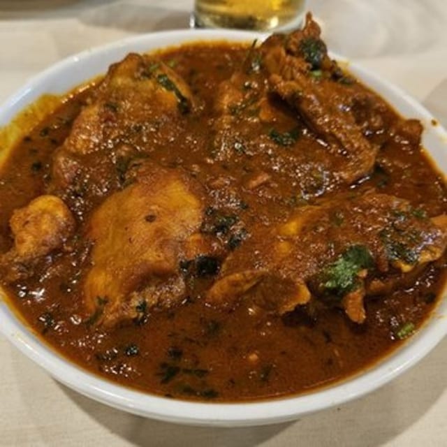 L - DHABA STYLE CHICKEN.